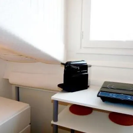 Cannes: Rue D'antibes Shopping & Retreat Apartment